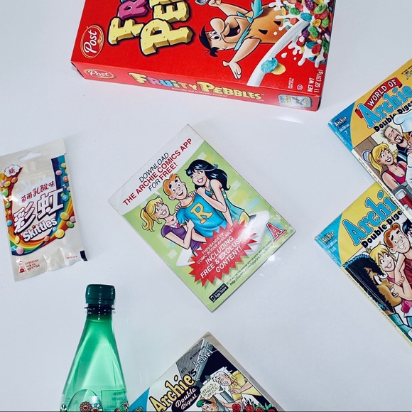 ARCHIE COMIC Archie & Friends Double Digest no 15 - Picture 3 of 3